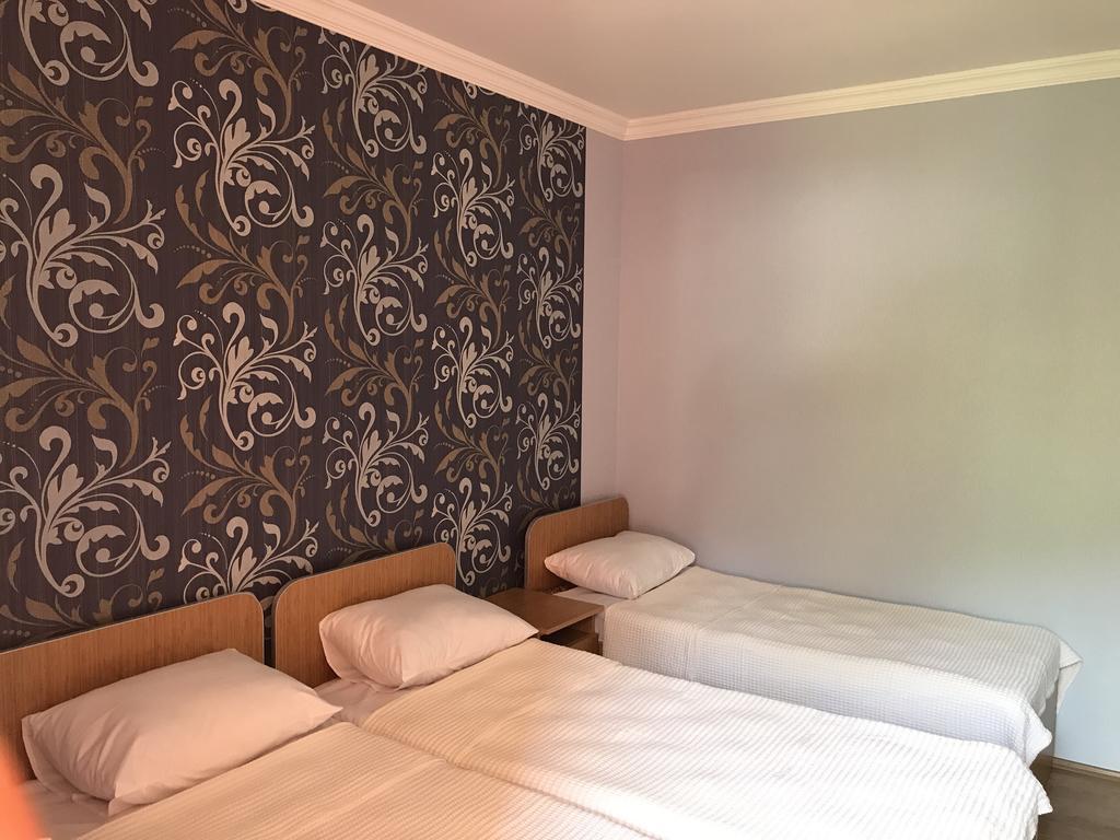 Kvariati - Guest House エクステリア 写真