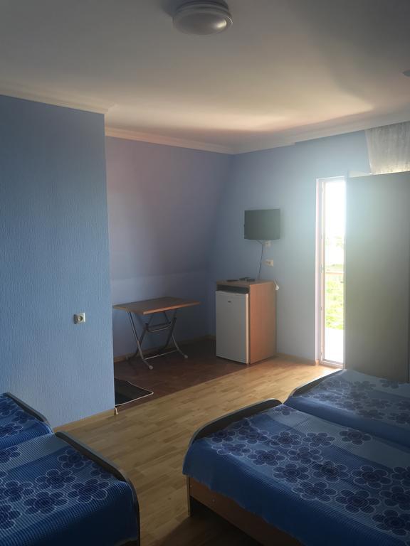 Kvariati - Guest House エクステリア 写真