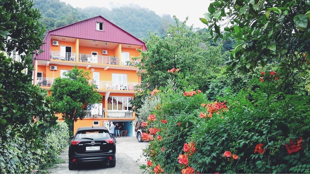 Kvariati - Guest House エクステリア 写真